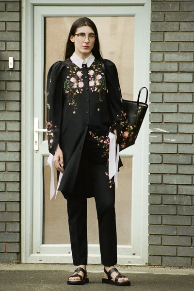Look 17